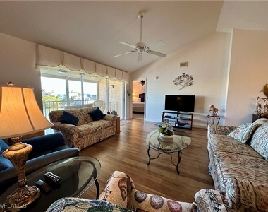 10686 Gulfshore Drive - Photo Thumbnail 8