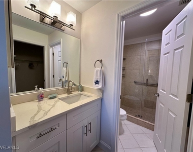 10686 Gulfshore Drive - Photo Thumbnail 11