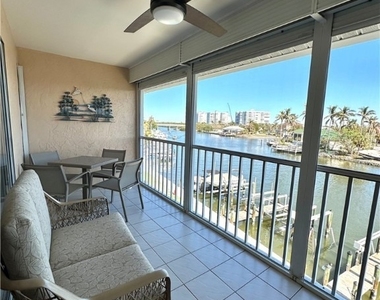 10686 Gulfshore Drive - Photo Thumbnail 20