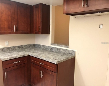 290 Flower Lane - Photo Thumbnail 4