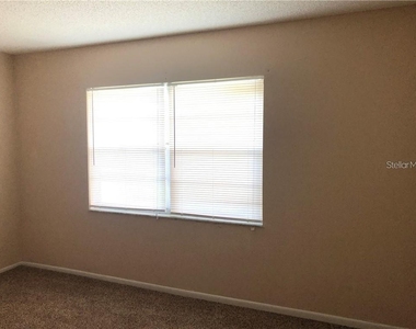 290 Flower Lane - Photo Thumbnail 2