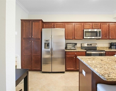 16904 Vardon Terrace - Photo Thumbnail 9