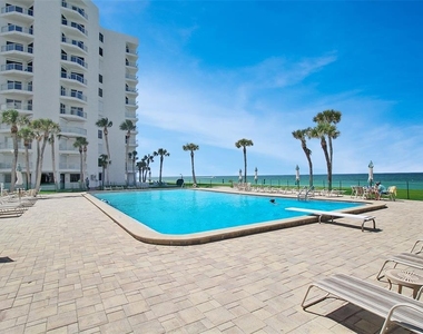 1050 Longboat Club Road - Photo Thumbnail 43