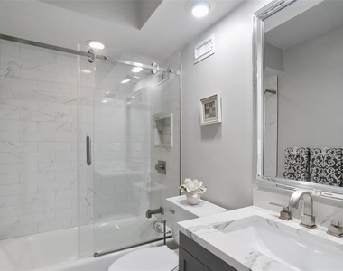 1050 Longboat Club Road - Photo Thumbnail 31