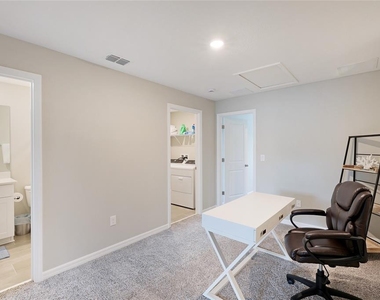 17063 Coral Key Drive - Photo Thumbnail 23