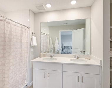 17063 Coral Key Drive - Photo Thumbnail 17
