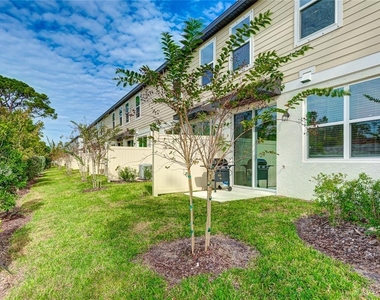 17063 Coral Key Drive - Photo Thumbnail 2
