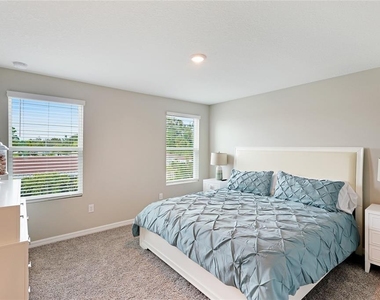 17063 Coral Key Drive - Photo Thumbnail 16