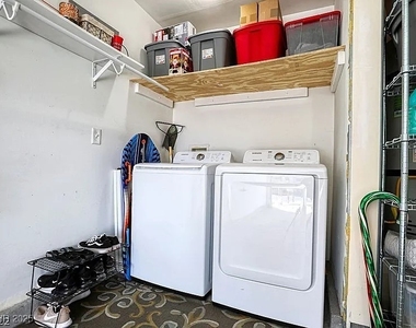 6080 Saint Petersburg Drive - Photo Thumbnail 17