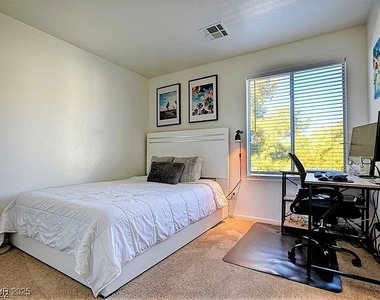 6080 Saint Petersburg Drive - Photo Thumbnail 19