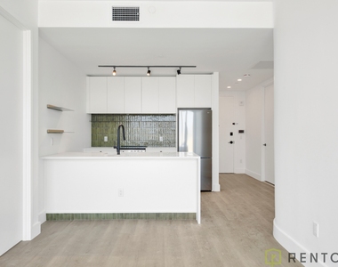 60 Cedar Street - Photo Thumbnail 1