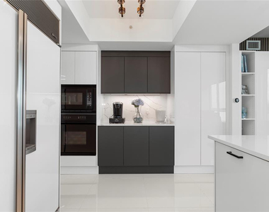3535 S Ocean Drive - Photo Thumbnail 8