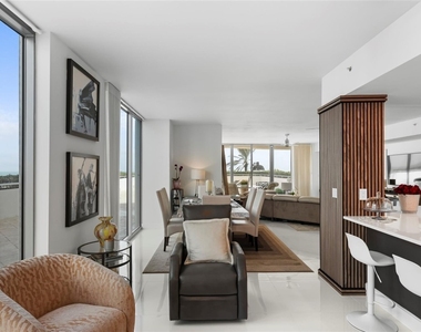 3535 S Ocean Drive - Photo Thumbnail 17