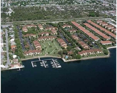 127 Yacht Club Way - Photo Thumbnail 21