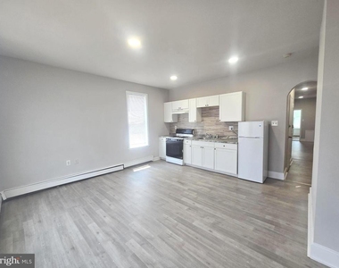 820 Wynnewood Road - Photo Thumbnail 3