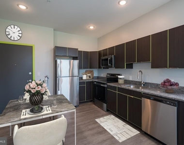 4124 Haverford Avenue - Photo Thumbnail 21