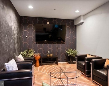 1211 Light Street - Photo Thumbnail 13