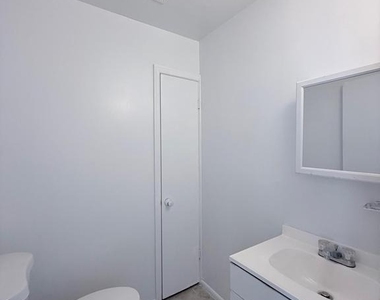 1820 W Fayette Street - Photo Thumbnail 24