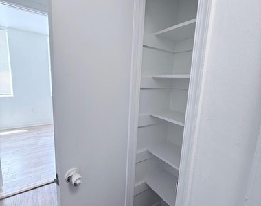 1820 W Fayette Street - Photo Thumbnail 10