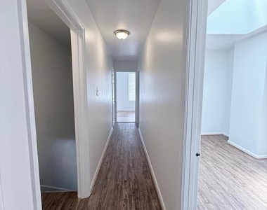 1820 W Fayette Street - Photo Thumbnail 23