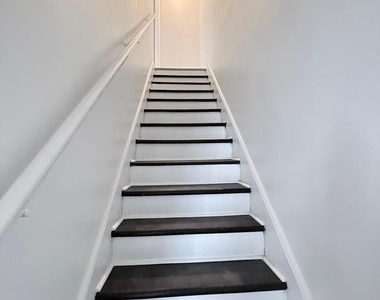 1820 W Fayette Street - Photo Thumbnail 15