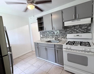 1820 W Fayette Street - Photo Thumbnail 8