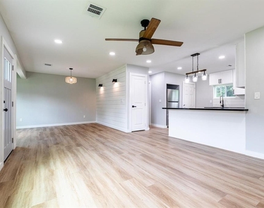 9529 Fairland Drive - Photo Thumbnail 2