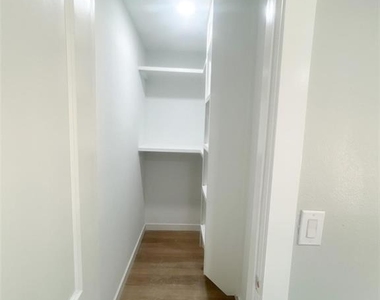 9529 Fairland Drive - Photo Thumbnail 10