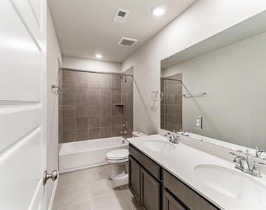 4322 Pale Fox Lane - Photo Thumbnail 24