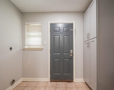 10190 Dogwood Loop - Photo Thumbnail 20