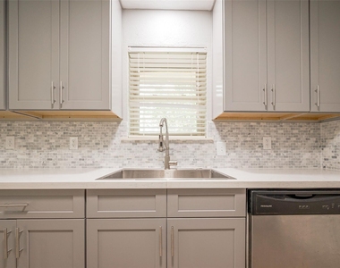 10190 Dogwood Loop - Photo Thumbnail 18