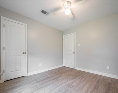 10190 Dogwood Loop - Photo Thumbnail 22