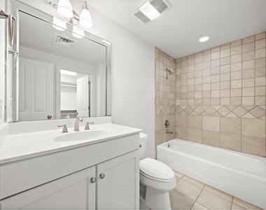 914 Main Street - Photo Thumbnail 9