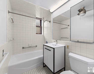 8 Clark Street - Photo Thumbnail 3