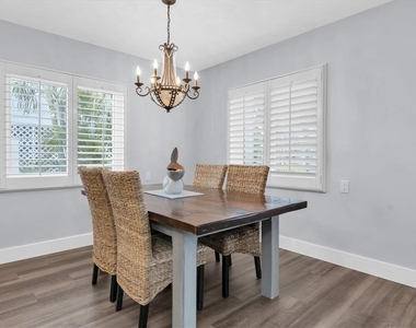 528 77th Avenue - Photo Thumbnail 9