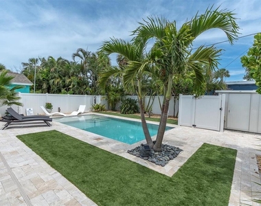 528 77th Avenue - Photo Thumbnail 26