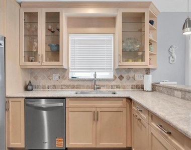 528 77th Avenue - Photo Thumbnail 14