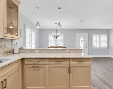 528 77th Avenue - Photo Thumbnail 13