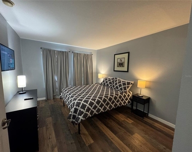 2802 Club Cortile Circle - Photo Thumbnail 33