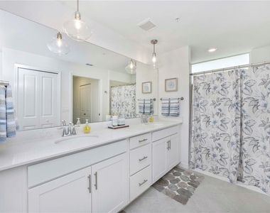 17500 Opal Sand Drive - Photo Thumbnail 31