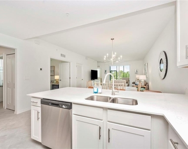 17500 Opal Sand Drive - Photo Thumbnail 9