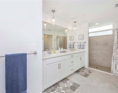 17500 Opal Sand Drive - Photo Thumbnail 32