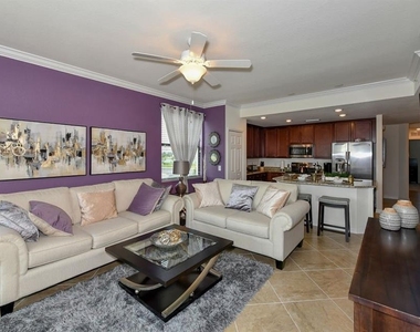 17006 Vardon Terrace - Photo Thumbnail 8