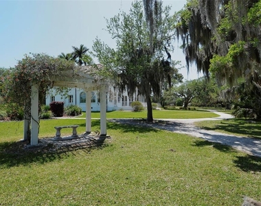 2308 Waterbluff Place - Photo Thumbnail 55
