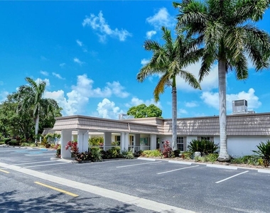 2308 Waterbluff Place - Photo Thumbnail 41