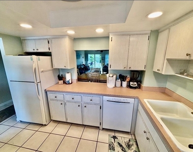 1215 S Portofino Drive - Photo Thumbnail 13