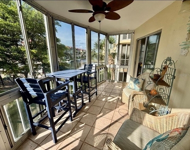 1215 S Portofino Drive - Photo Thumbnail 6