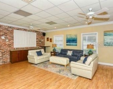 1215 S Portofino Drive - Photo Thumbnail 19