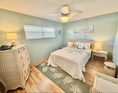 1215 S Portofino Drive - Photo Thumbnail 9