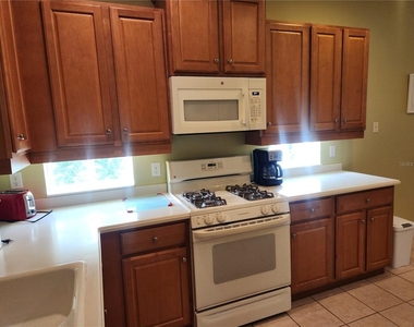 6642 Tailfeather Way - Photo Thumbnail 9